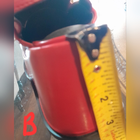 Red Slingbacks - Picture 4 of 7